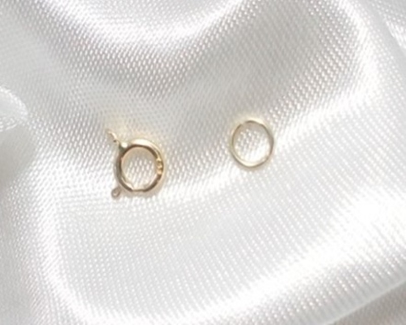 Collar Perlas Cultivadas Naturales Con Broche y Asa De Oro Solido 14K A036