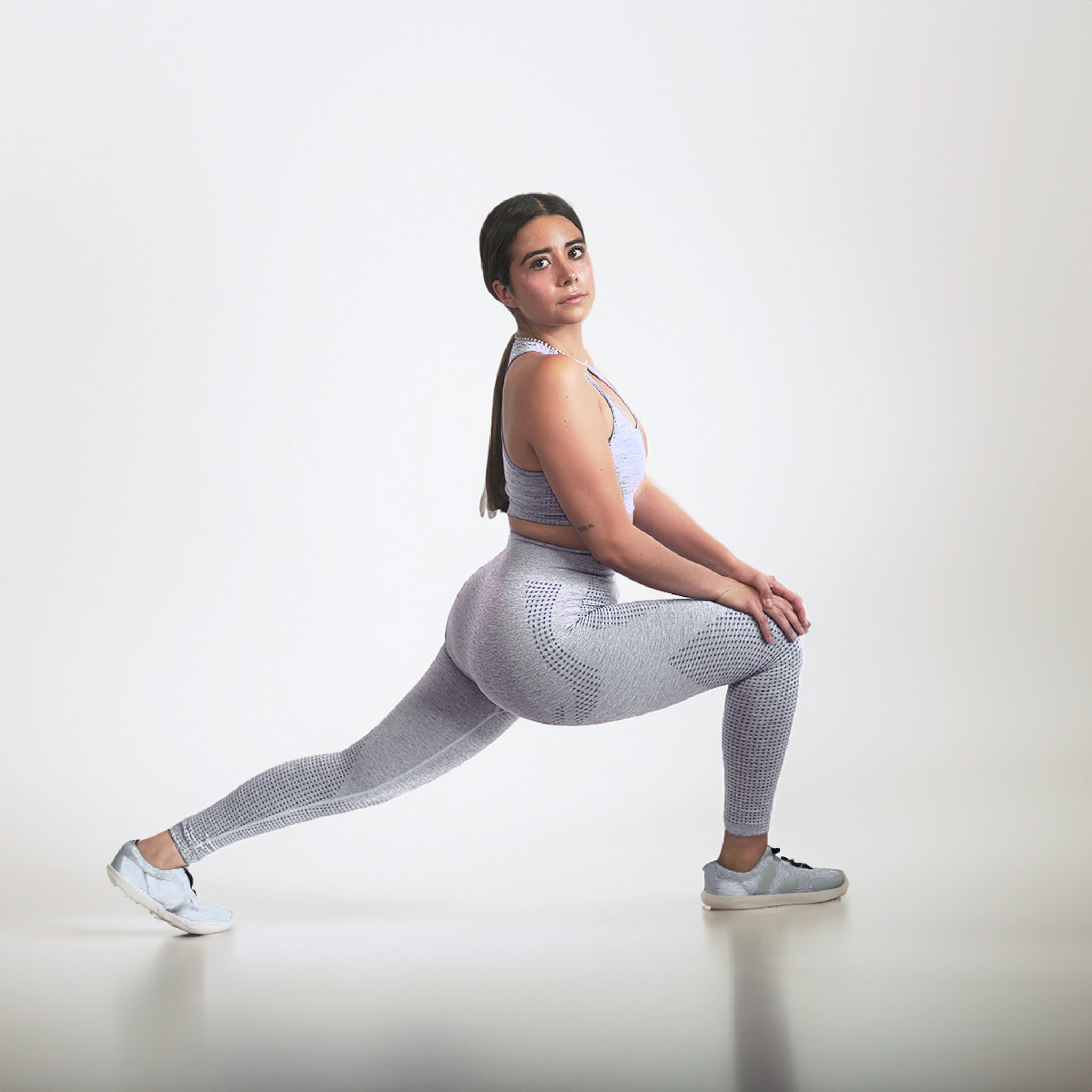 Conjunto deportivo Top más Leggings stretch color Gris Lo Quiero