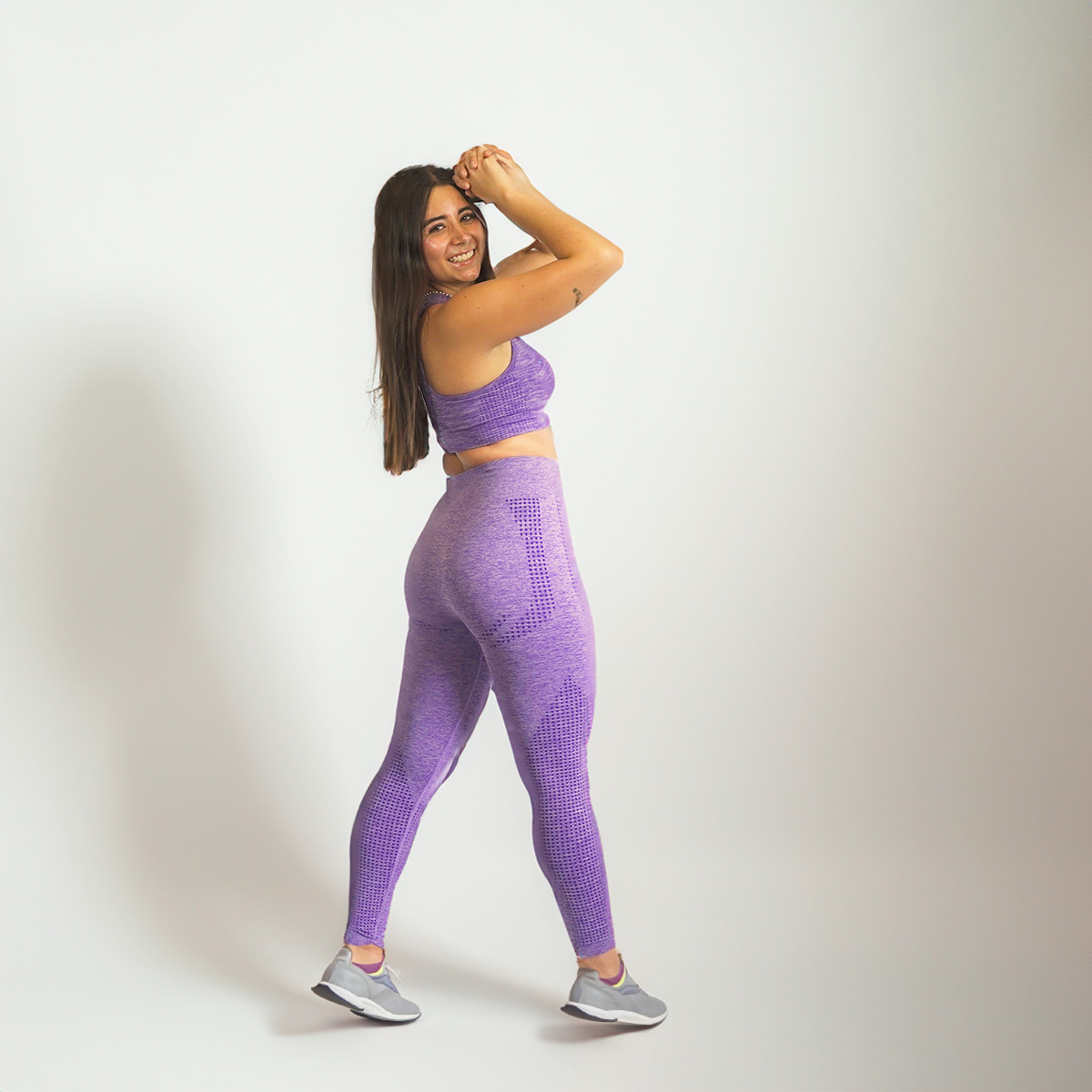 Conjunto deportivo Top más Leggings stretch color Morado LoQuiero