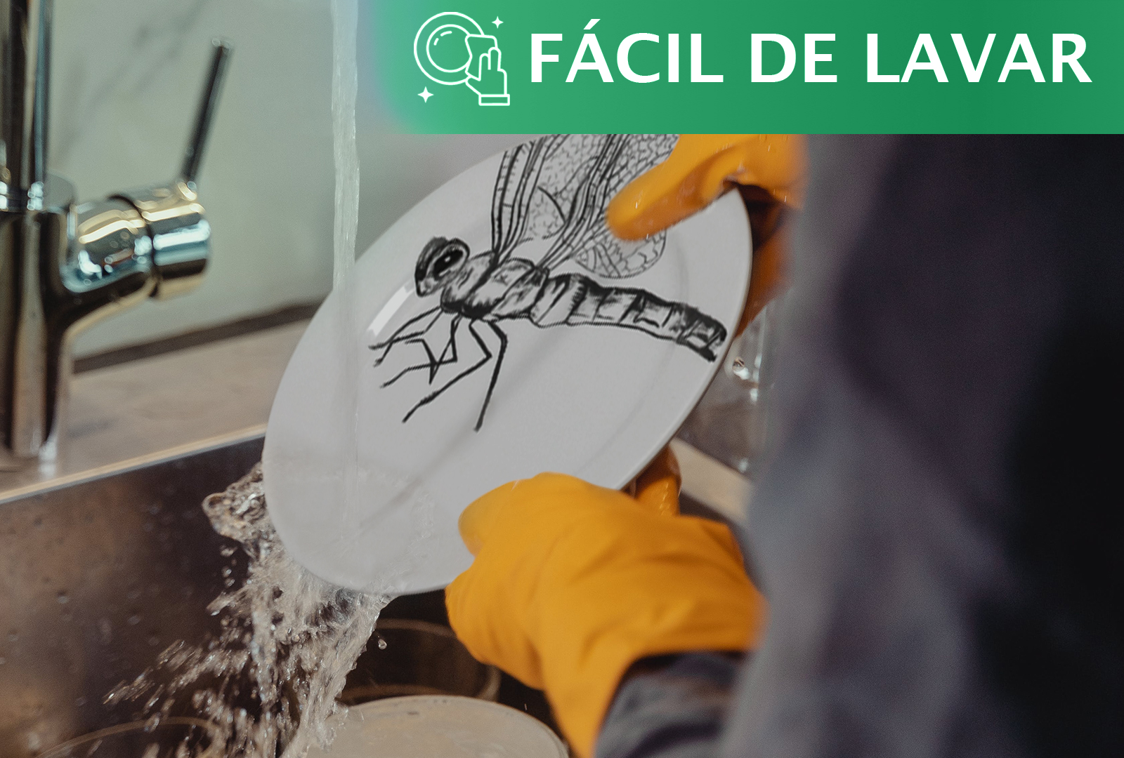 VAJILLA DE MELAMINA 16 PIEZAS CON DISEÑO DE LIBÉLULA .