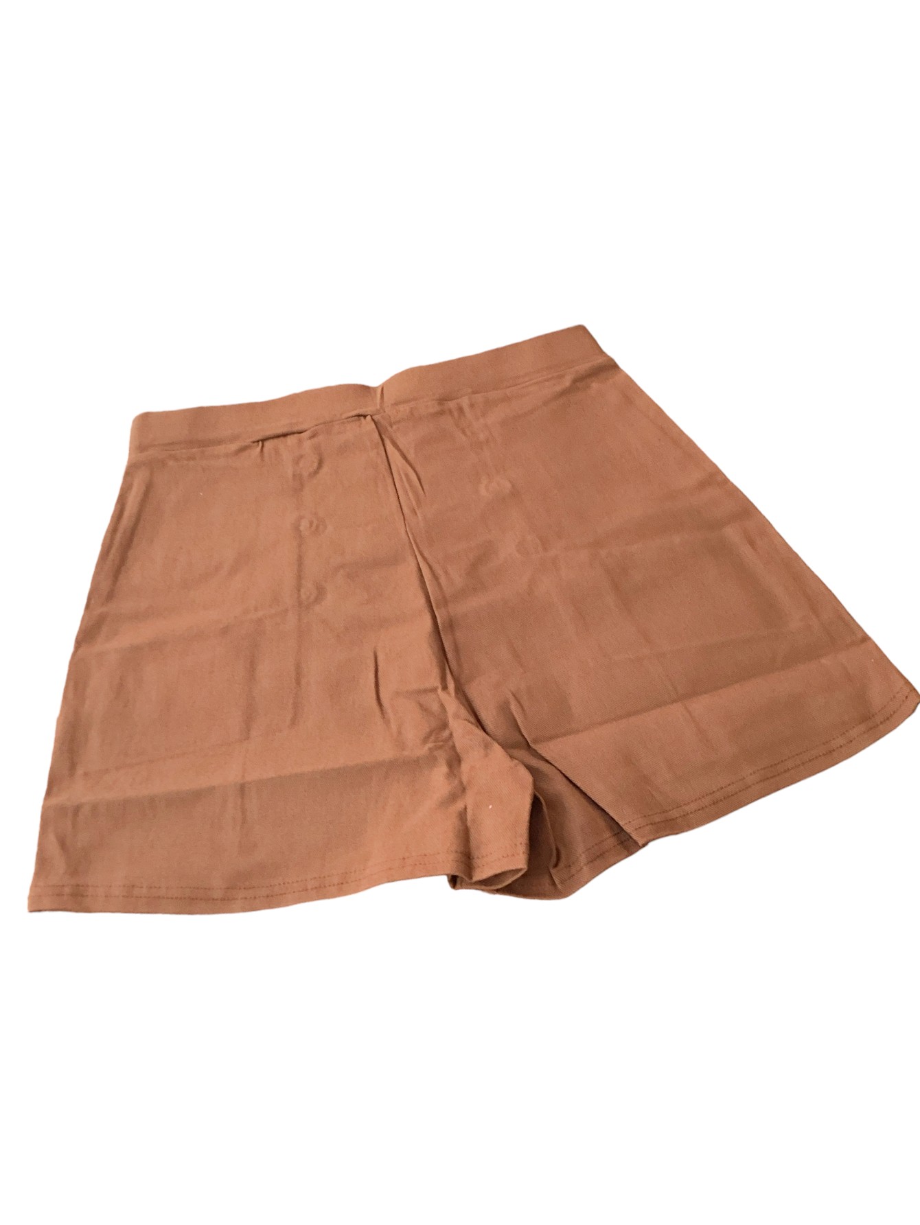 Short Elástico Con Botones Dorados Gabardina Largo