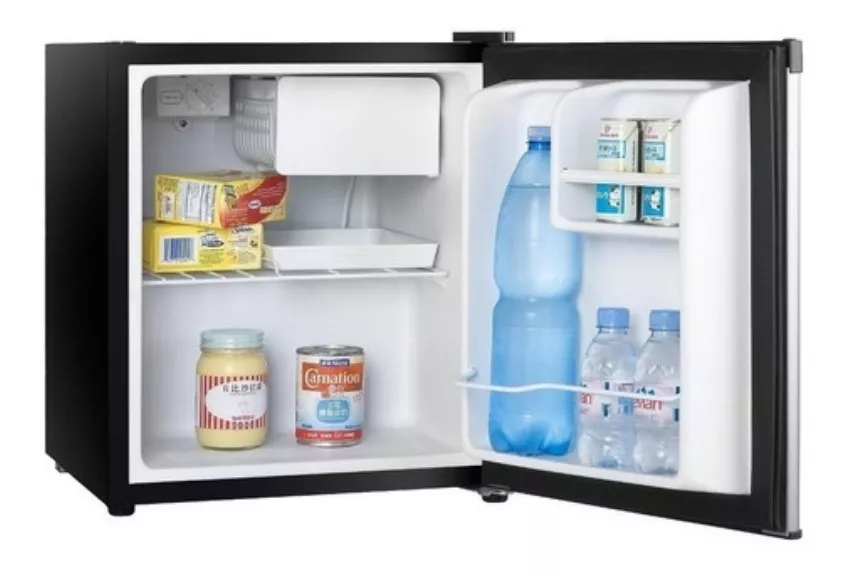Frigobar Refrigerador Hisense 1.6 Pies Cúbicos Con Congelador RR16D6ABX