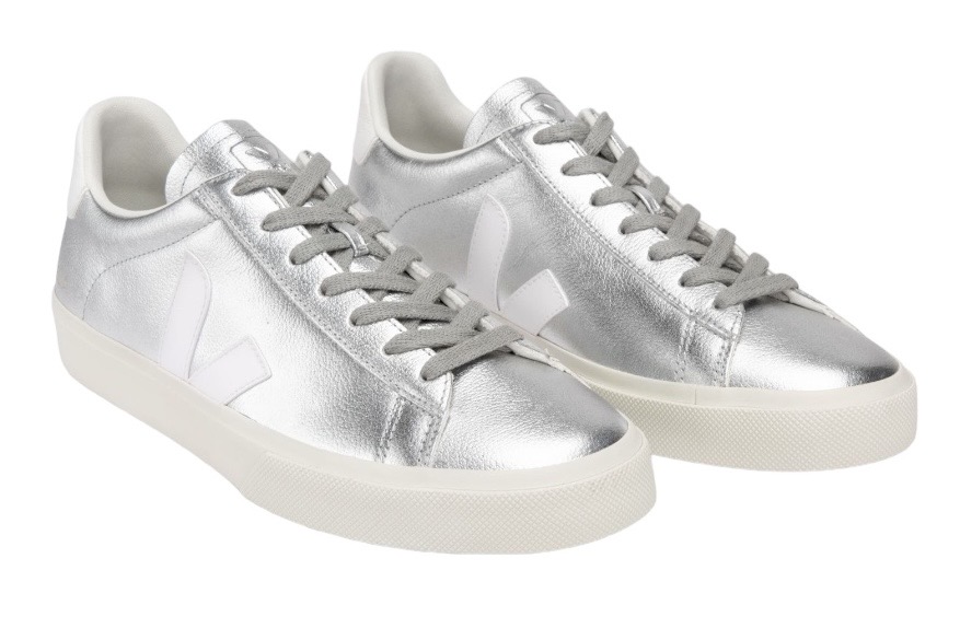 Tenis Veja De Campo Silver para mujer Talla 25