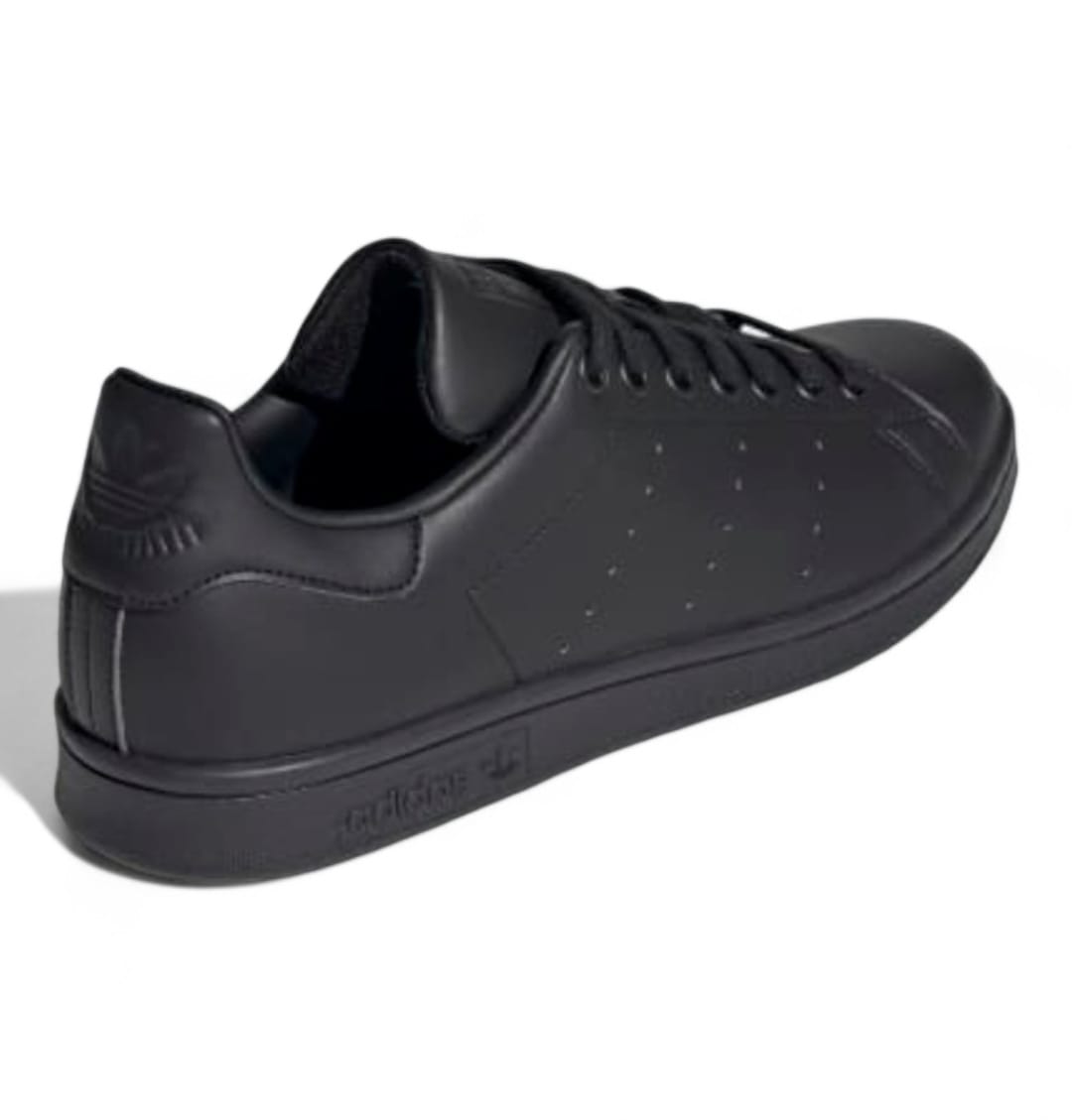 Tenis Adidas Stan Smith Negro Hombre.