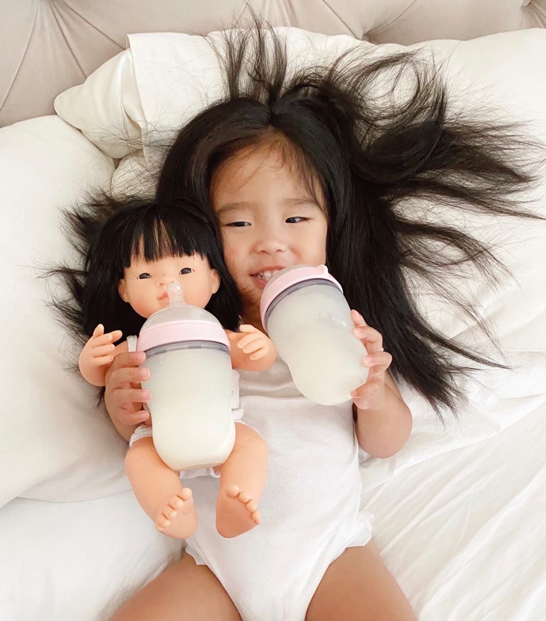 Biberón Comotomo Tacto Natural Flujo Medio 3-6 Meses 250 Ml 2 Piezas Rosa