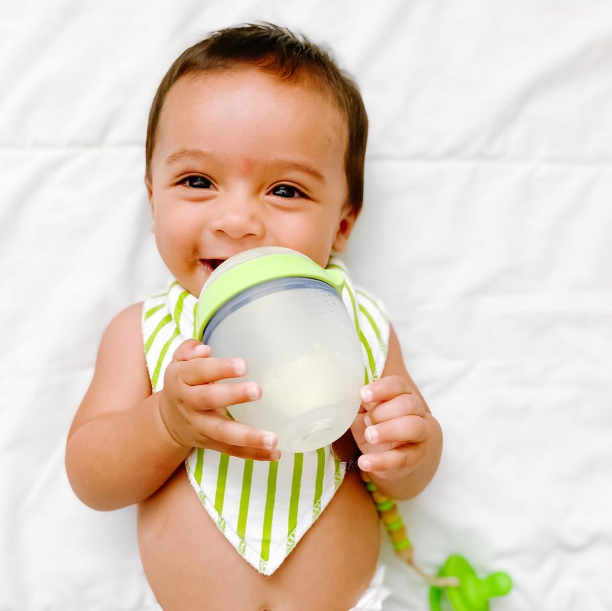 Biberón Comotomo Tacto Natural Flujo Lento 0-3 Meses 150 Ml