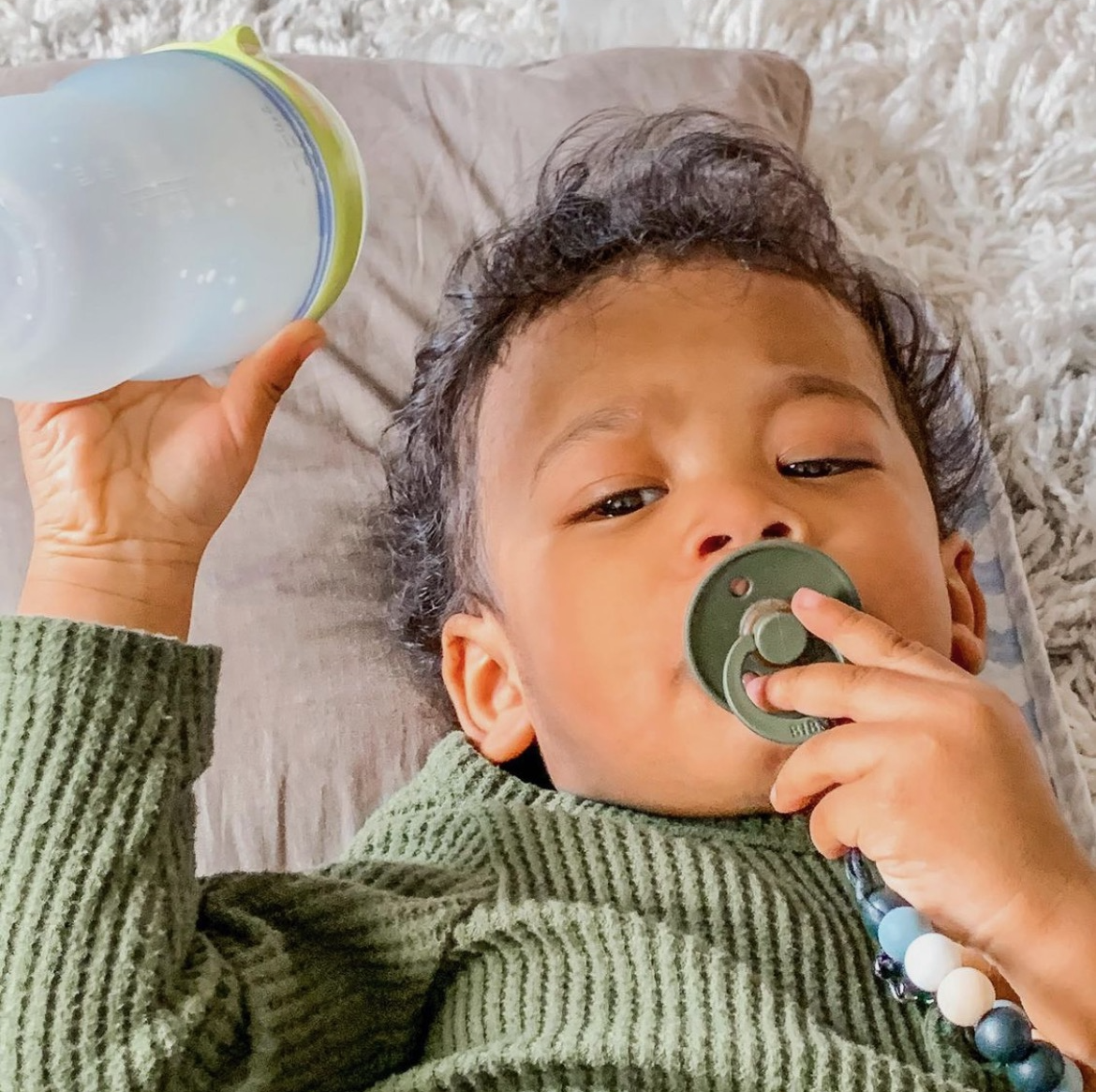 Bundle Comotomo, Pack de 4  Biberón Tacto Natural y 6 Tetinas, Verde