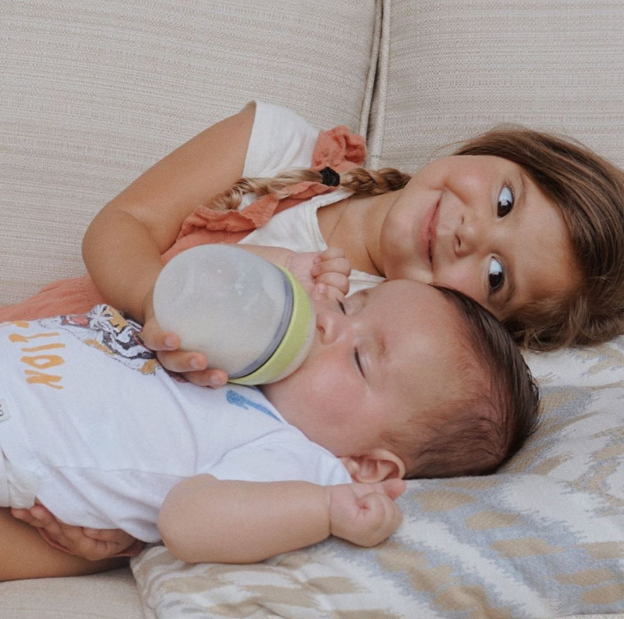 Bundle Comotomo, Pack de 4  Biberón Tacto Natural y 6 Tetinas, Verde