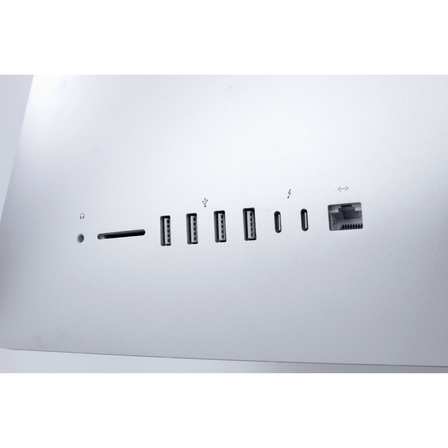  iMac A1418 (2017) 21.5” | i5 7ma. | 16 GB RAM | 512 GB SSD (Reacondicionado grado A)