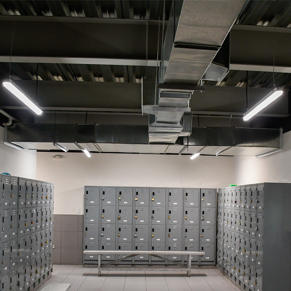 Luminario Led con Gabinete Integrado 40W Luz Neutra, A prueba de humedad IP65 120 cm Largo