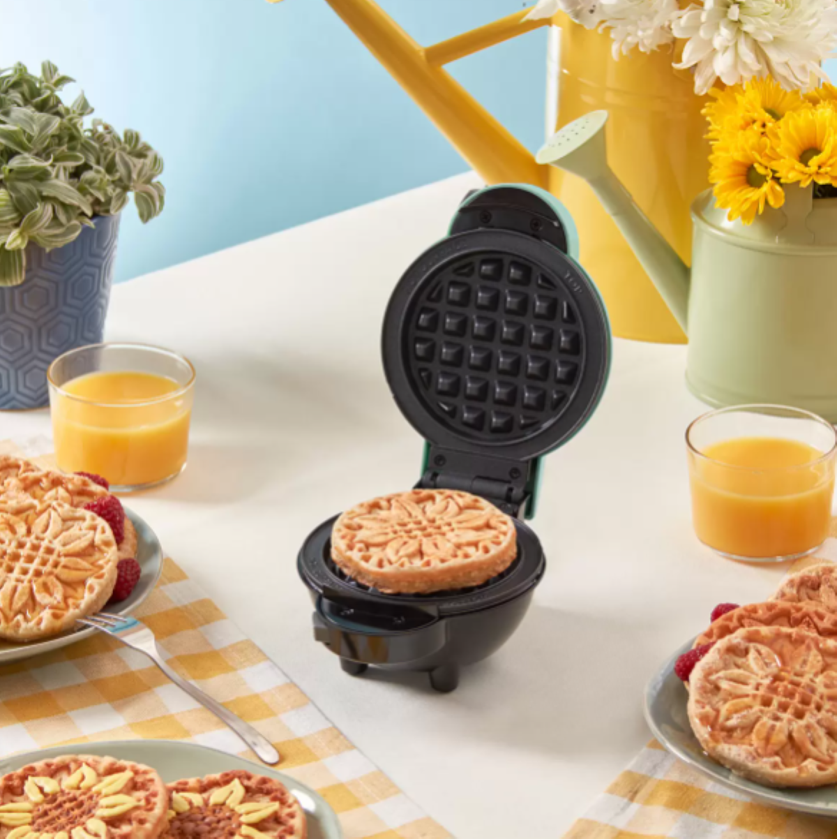Miniwafflera Dash 2733544 con 7 Placas Intercambiables