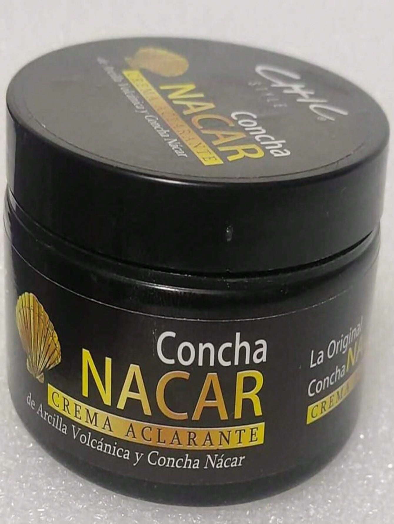 Crema Aclarante Arcilla Volcánica y Concha Nácar Chic Style