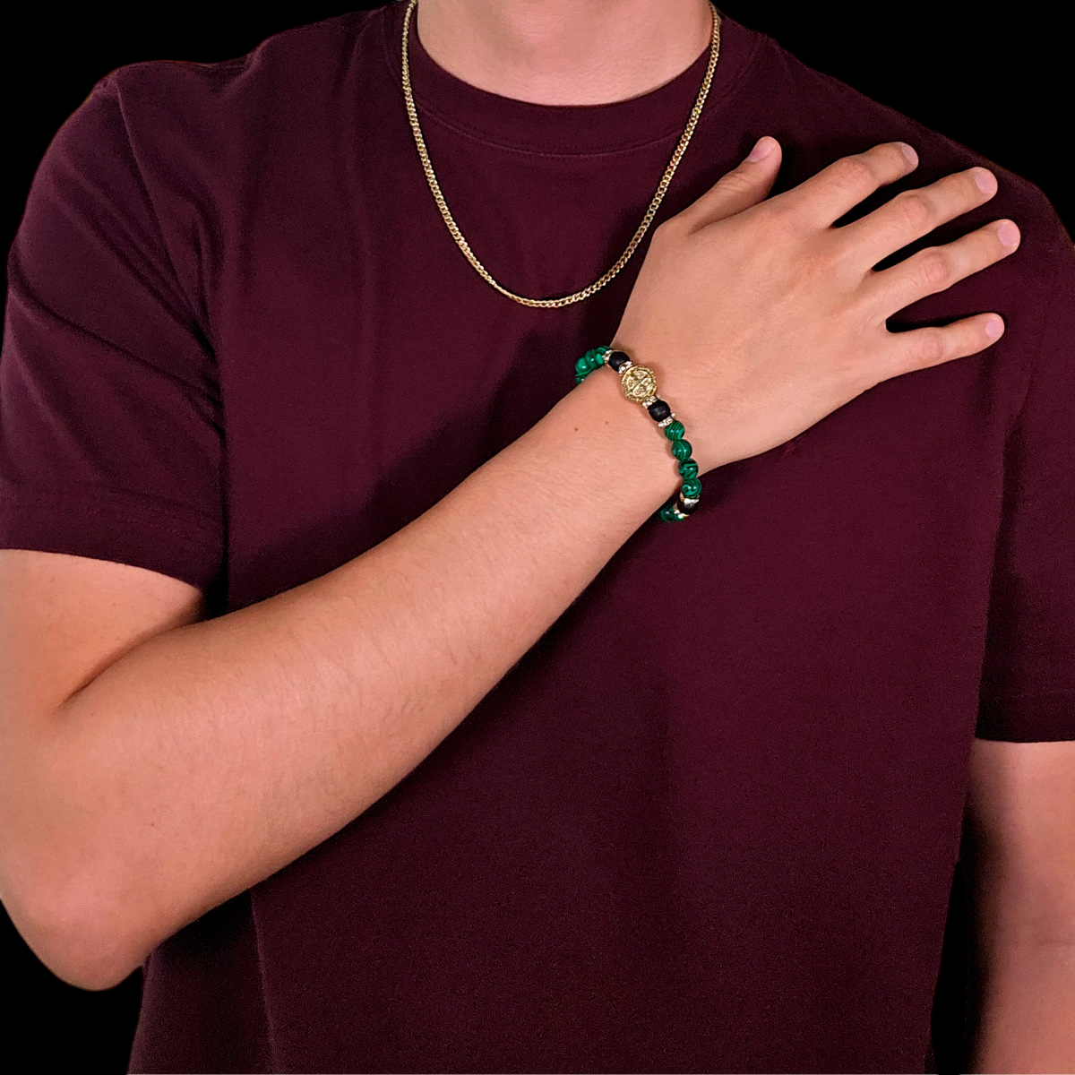 Pulsera de hombre de San Benito piedra malaquita y ónix