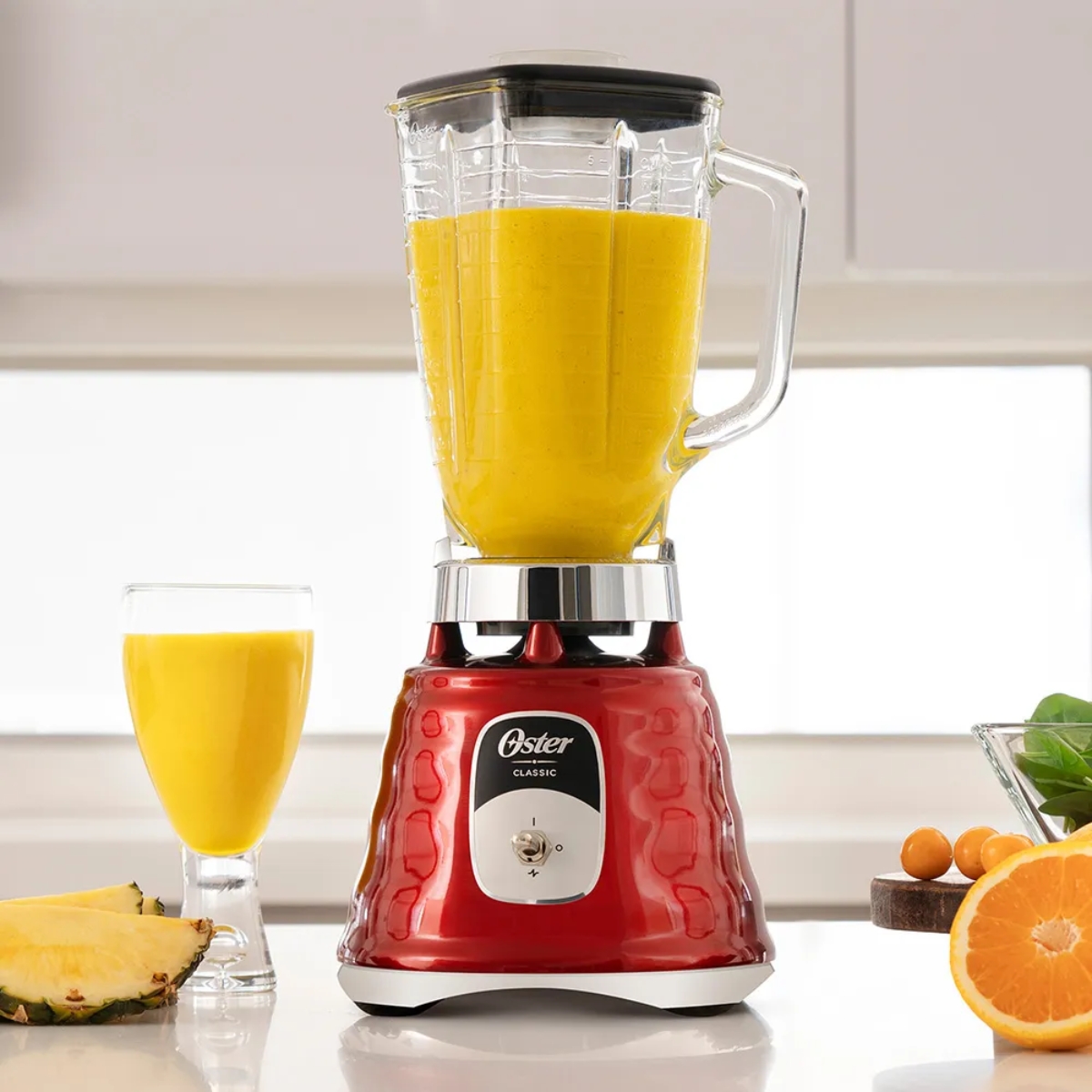 Licuadora Oster Clásica BLST4126 Interruptor 1000W 1.25Lts Tritura Hielo - Roja