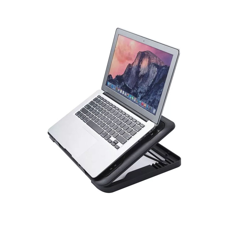 Ventilador y soporte para laptop.