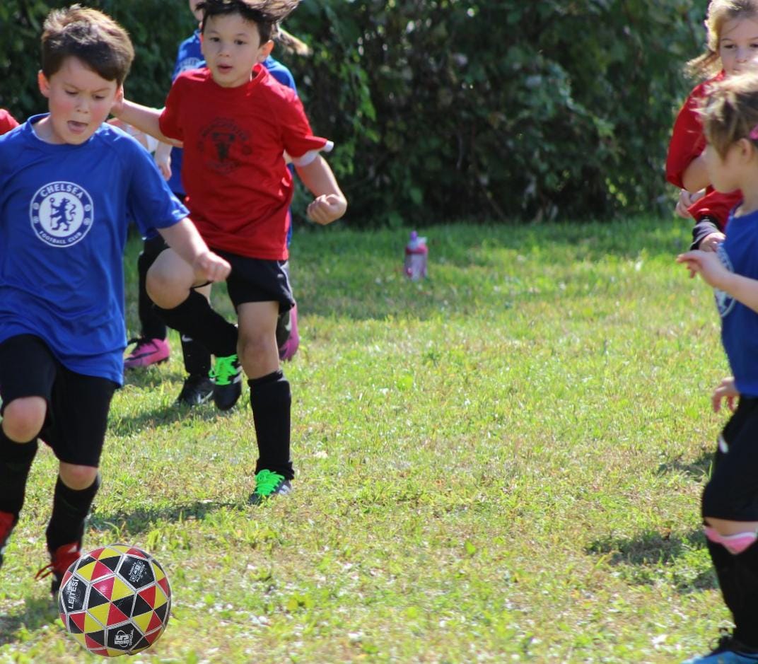 Tira de 5 Balones Infantiles para futbol del #5 .