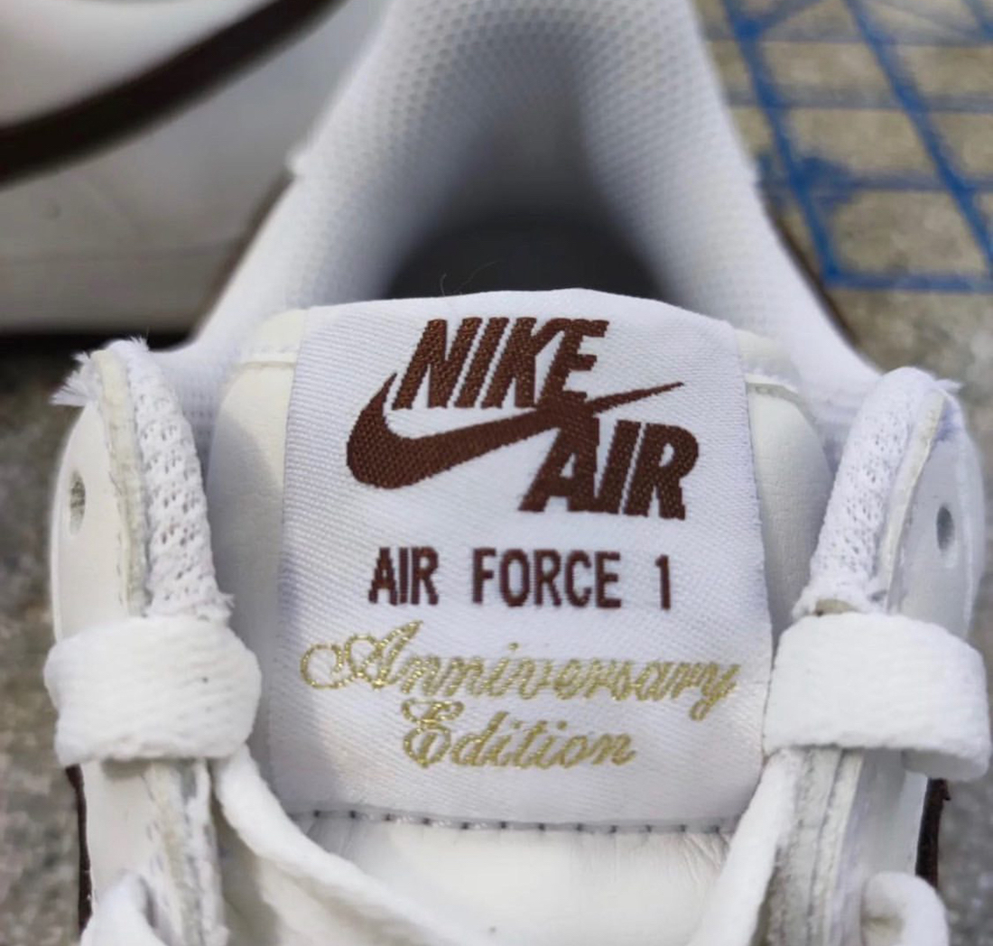 Tenis Nike Air Force 1 Low Retro Color of the year blanco/chocolate hombre.