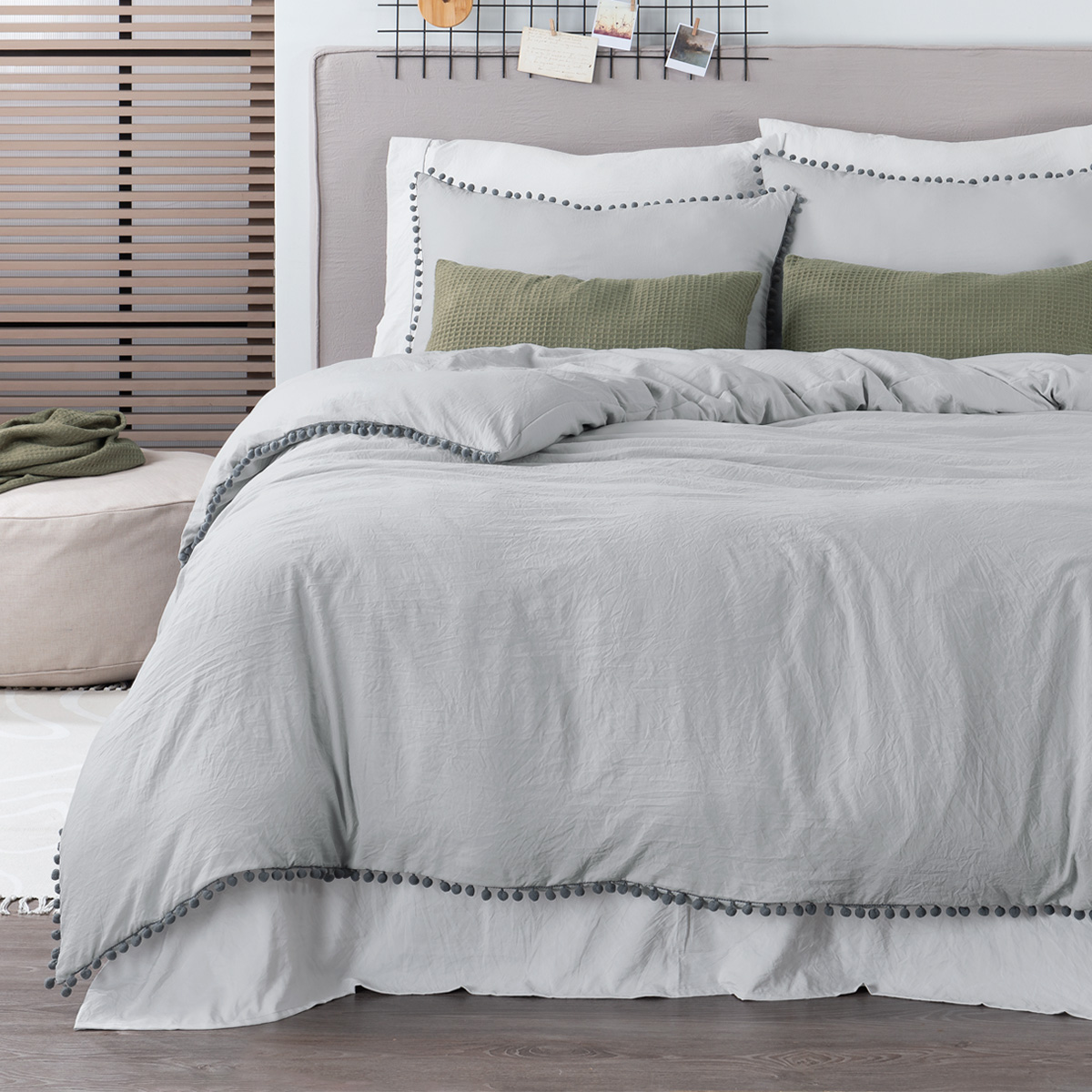 Funda de Duvet con Pompones Acabado Prelavado Sin Relleno Doble Vista King Size XL Gris Claro  Esquimal