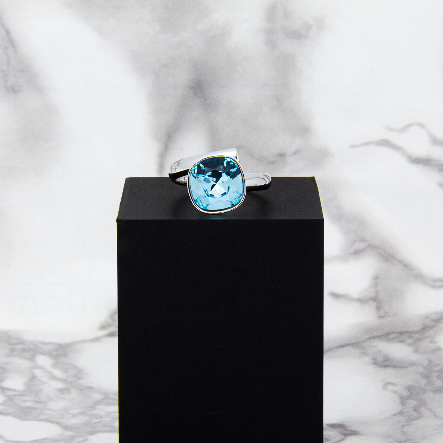 Anillo Cuadro Ajustable Baño de Rodio | Cristal Swarovski Turquesa