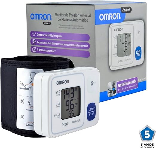 A Baumanómetro OMRON, Medidor de Presión Arterial de Muñeca HEM-6123, Tecnología única, Color Blanco, 1 unidad