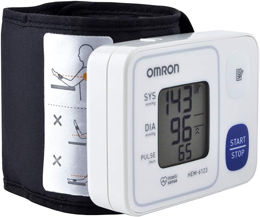 A Baumanómetro OMRON, Medidor de Presión Arterial de Muñeca HEM-6123, Tecnología única, Color Blanco, 1 unidad
