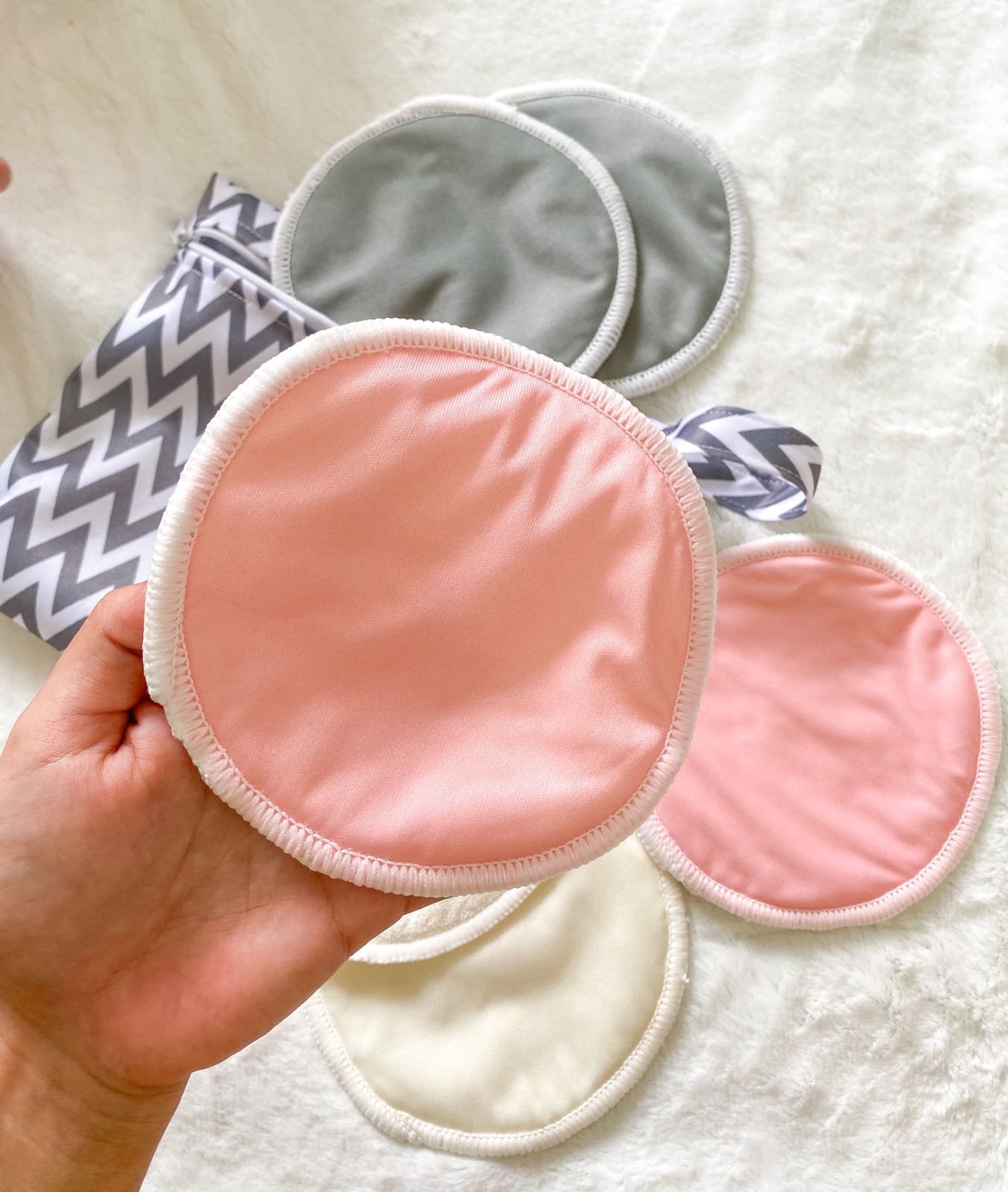 10 Protectores de lactancia reutilizables de bambú+ mini wetbag gratis