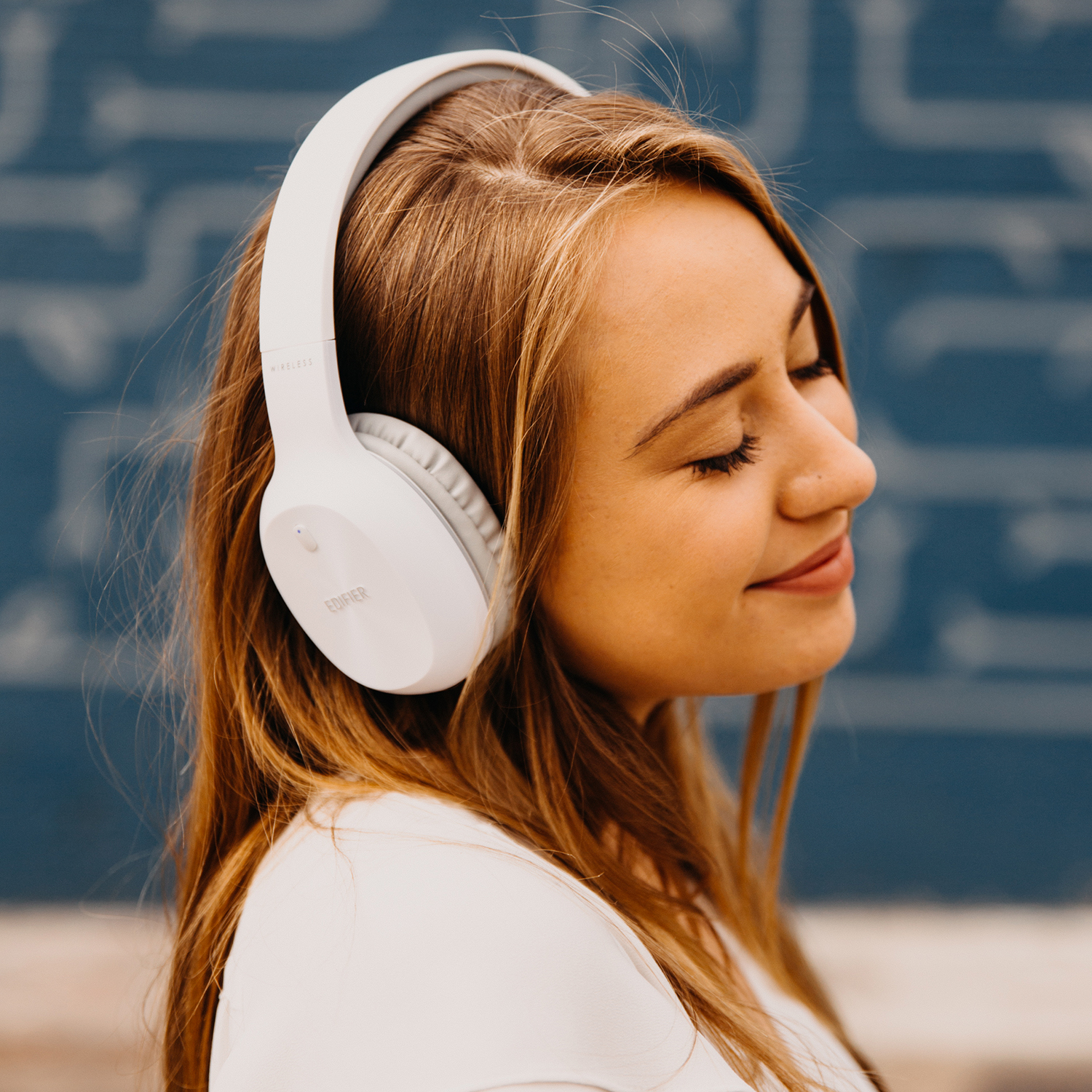 Audífonos Bluetooth Edifier W800bt Plus Color Blanco