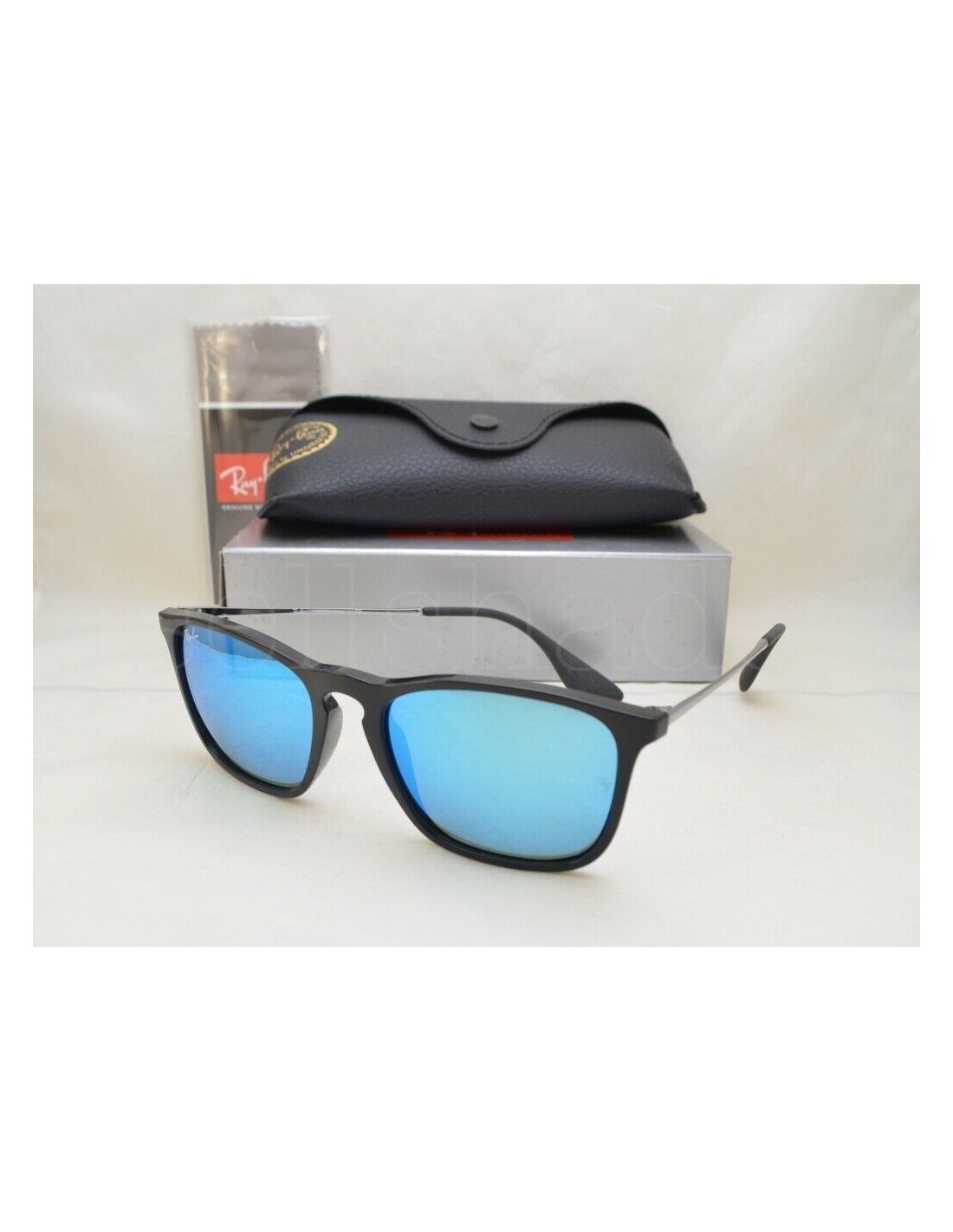 Lentes de sol Ray Ban Rb4187 601/55 Chris Negro Mate Azul espejo
