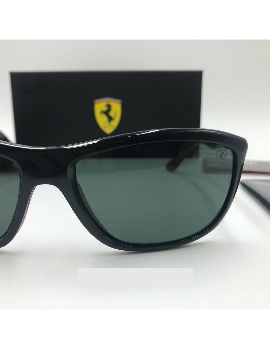 Lentes de sol Ray Ban Rb8351m F60171 Active Scuderia Ferrari Negro G-15