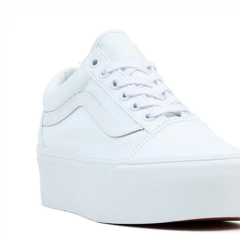 Tenis Casual Vans Old Skool Stac Plataforma Color Blanco Para Mujer.