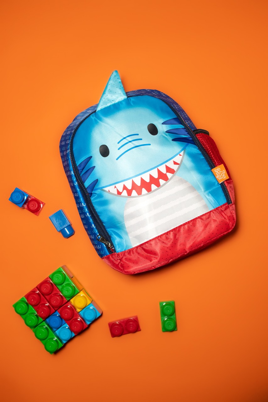Mochila infantil Tiburón para niñas y niños. Prácticas y Originales. Perfectas para VIAJE, ESCUELA, GUARDERIA, EQUIPAJE, LONCHERA,PAÑALERA..