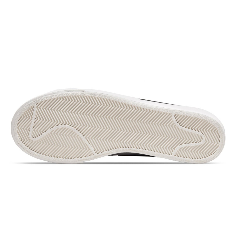 Tenis Nike Blazer Low Platform Blanco-Negro Unisex DJ0292-101.