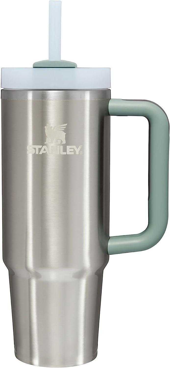Termo Stanley  Quencher H2.0   acero inoxidable aislado al vacío de doble pared 887ml Gris.