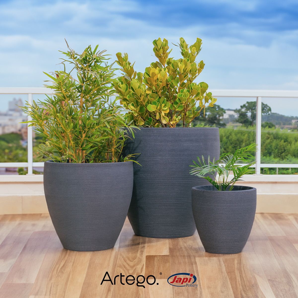 Macetas modernas set de 3 piezas BIG SIZE para exteriores grande ORBITA de Polietileno ultra ligera Artego Japi