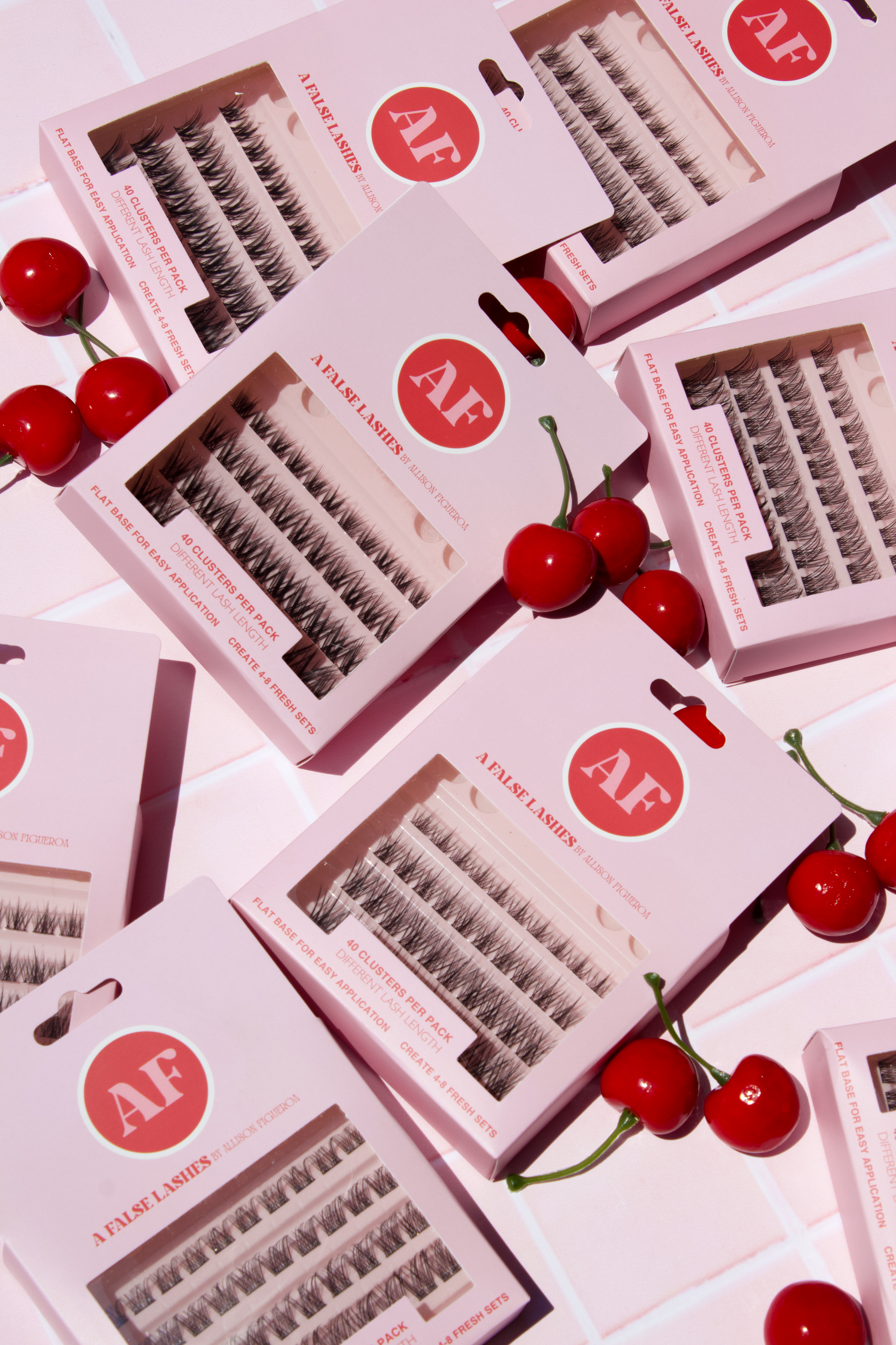 EXTENSIONES DE PESTAÑAS POSTIZAS EN GRUPO A FALSE LASHES 'THE REFILL POLLY W'