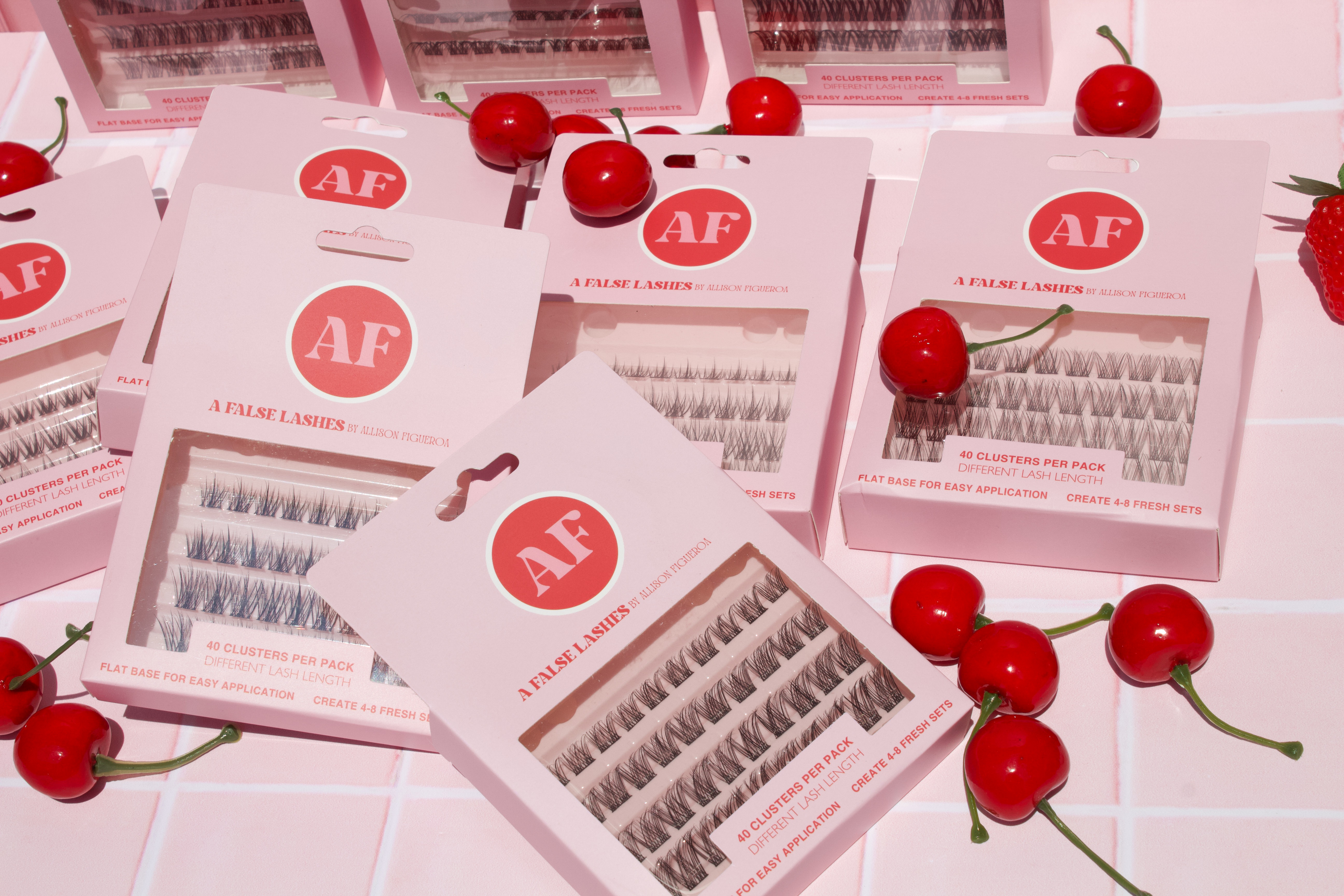 EXTENSIONES DE PESTAÑAS POSTIZAS EN GRUPO A FALSE LASHES 'THE REFILL POLLY W'