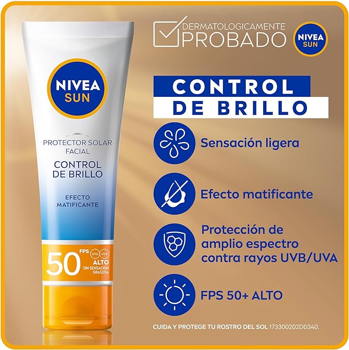A NIVEA SUN Protector Solar Facial Control De Brillo (50 ml), con Efecto Matificante de Larga Duración, Bloqueador solar FPS 50+, no Grasoso para Todo Tipo de Piel