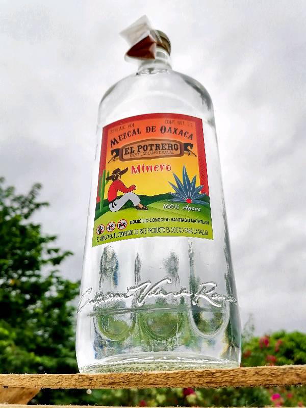 Mezcal Minero 950 ml.