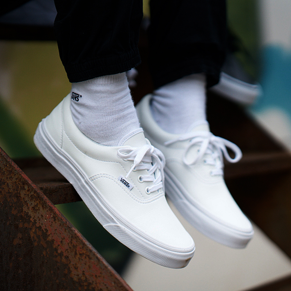 Tenis Vans Era - 38FRODJ - Blanco - Unisex 