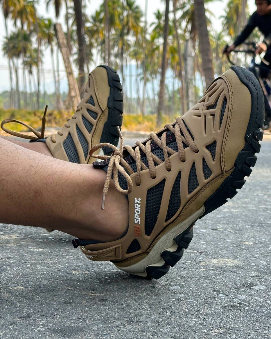 zapatos para senderismo y cliclismo mtb modelo nomada de uzi sport