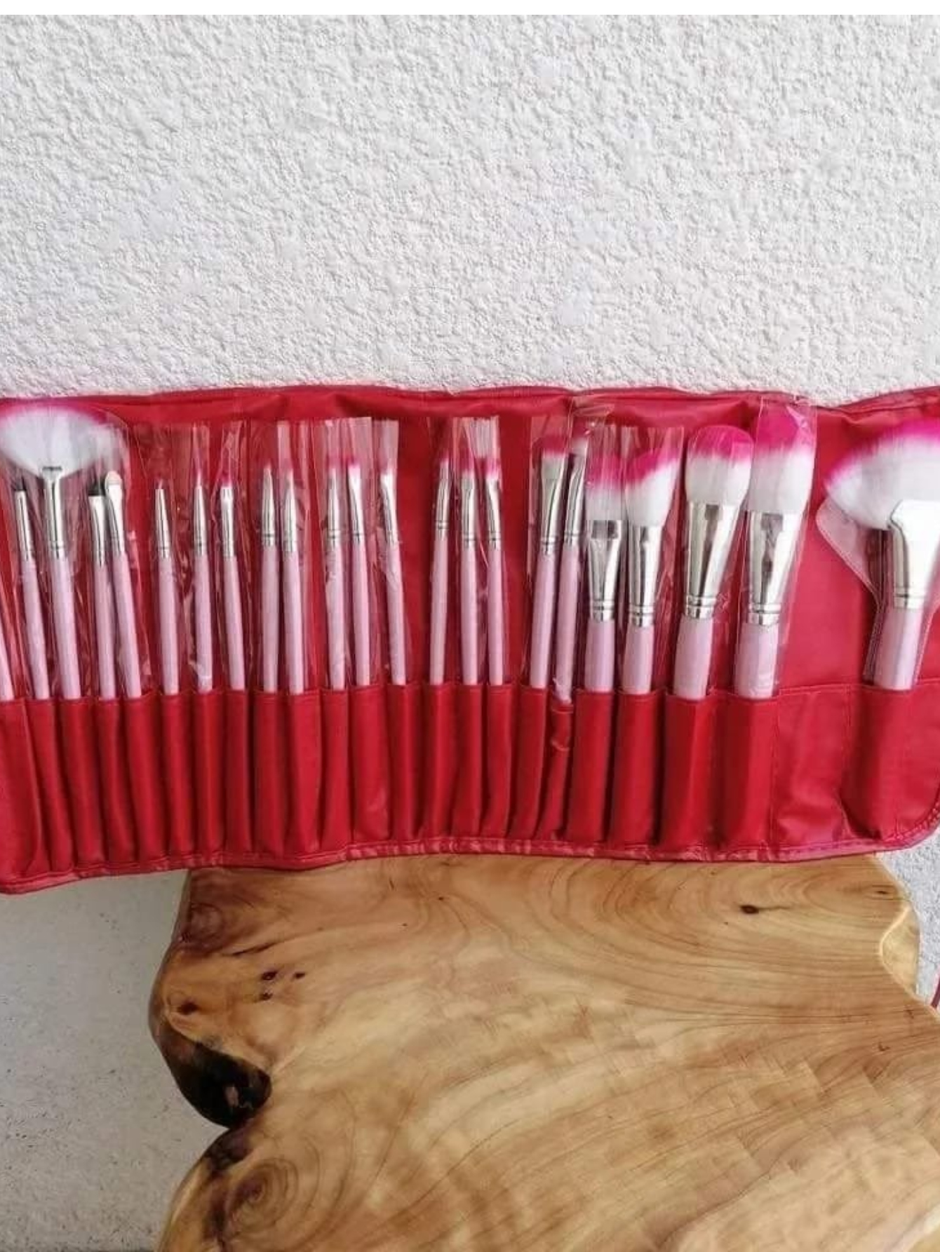 Set de 24 brochas de maquillaje pinceles para sombras de ojos con estuche incluido