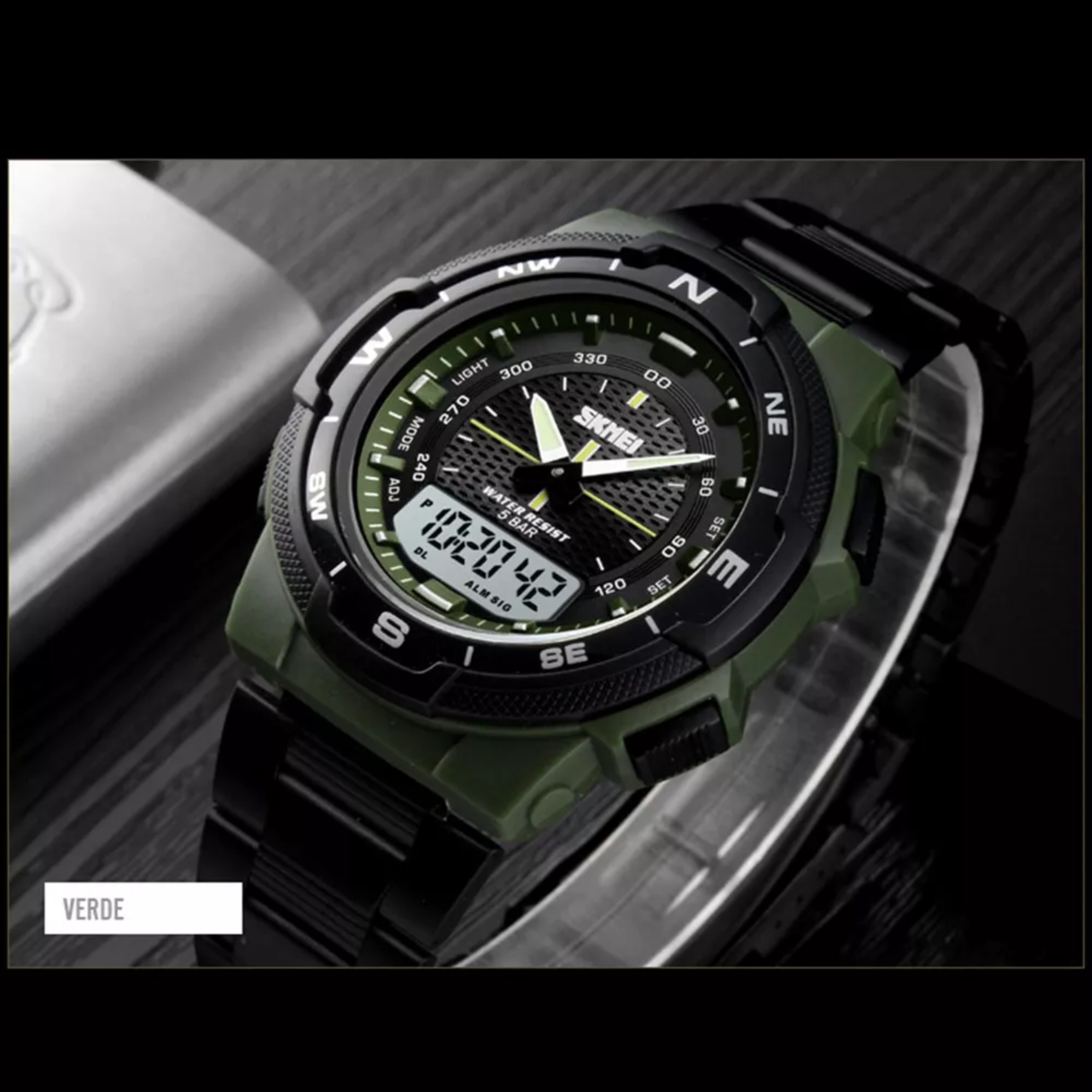 Reloj de pulsera Skmei 1370 de cuerpo color dorado, analógico-digital, para hombre