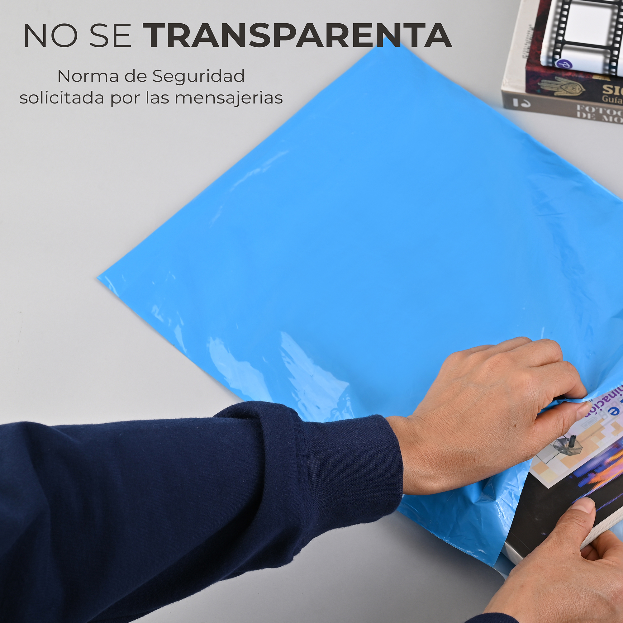 Paquete de 100 Piezas Bolsa Sobre Para Paquetería 30 X 40 Cm Tamaño MEDIANO Envíos E-Commerce, Mensajería, Adhesivo, Poly Plástico Resistente, Impermeable MOD:A023