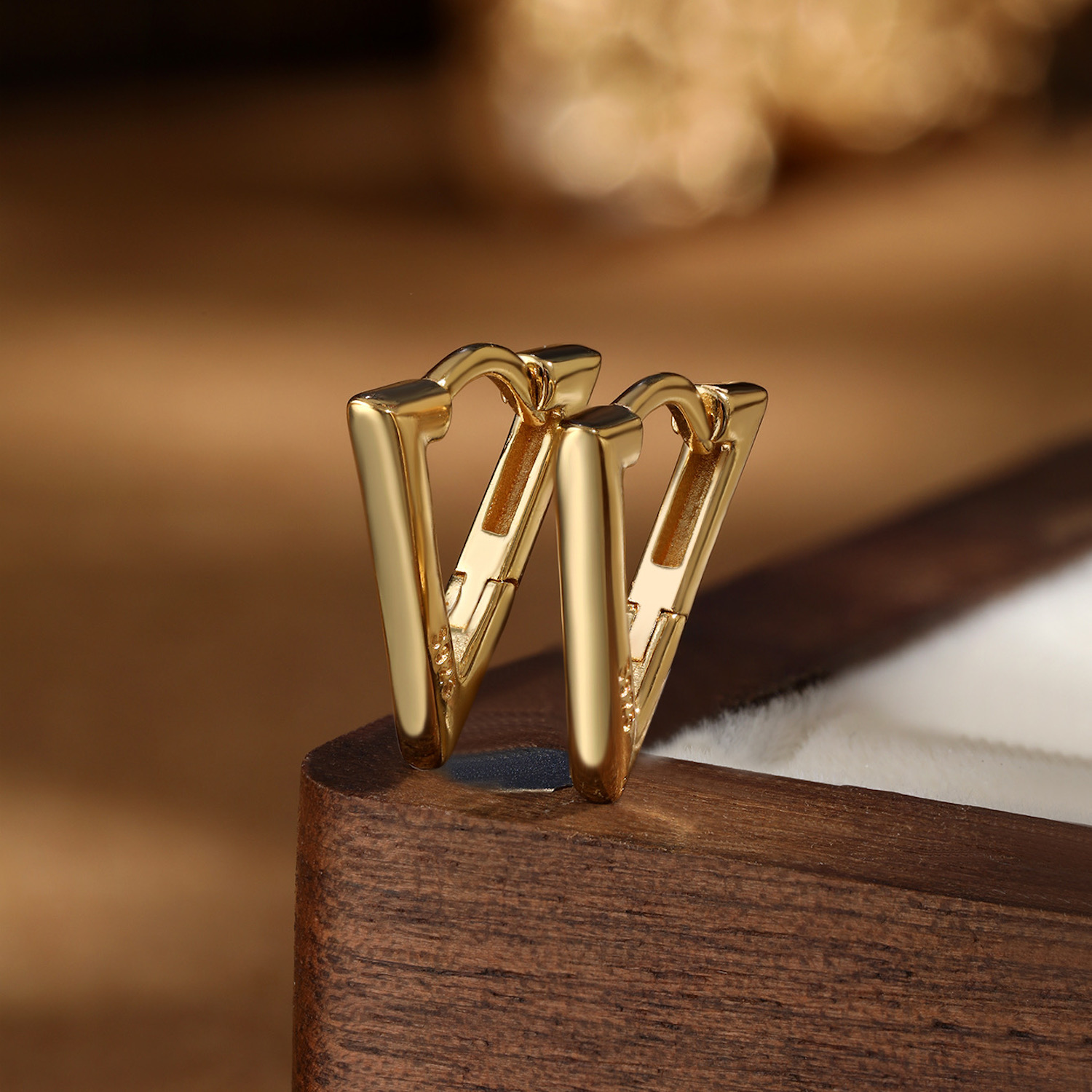 Aretes De Plata 925 Oro 18k Triangulares Flecha Moda.