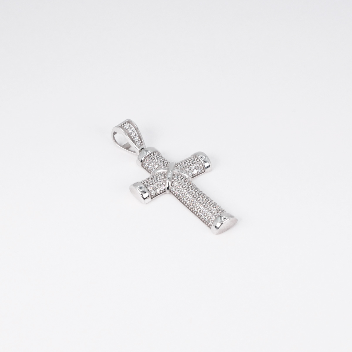Cruz de plata .925 piedra zirconia y baño de rodio