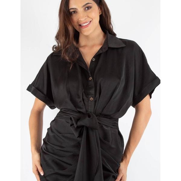 Vestido camisero satinado drapeado 
