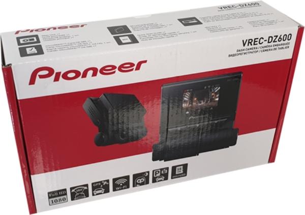 Autoestéreo con pantalla táctil de 6.8"  PIONEER DMH Z6350BT