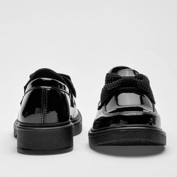 MOCASIN ESCOLAR CHAROL  de Yuyin Para Mujer Negro 23263 T7