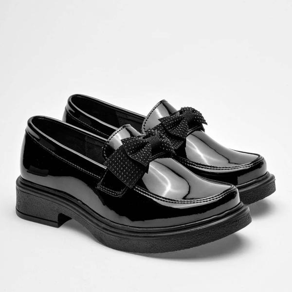 MOCASIN ESCOLAR CHAROL  de Yuyin Para Mujer Negro 23263 T7