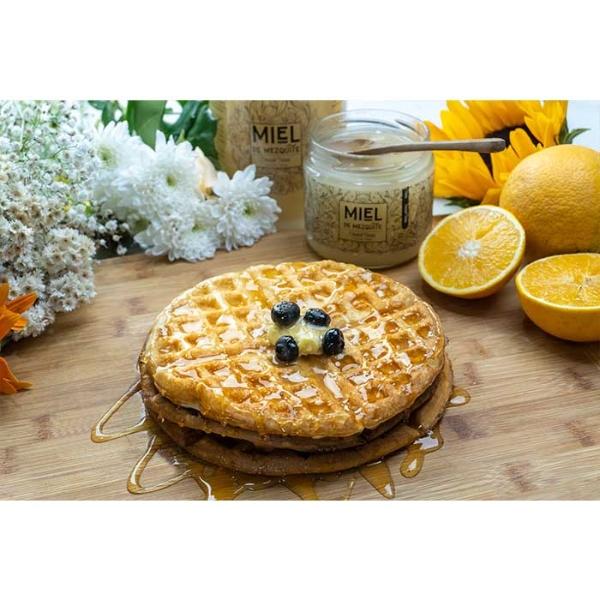 Miel de Abeja, Flor de Mezquite de 350 gramos, blanca con sabor herbal y fresco, ideal para untar y endulzar bebidas calientes 100% natural y mexicano